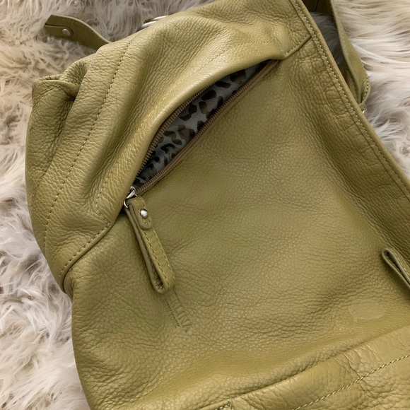 Perlina hobo bag in easy-carry design - Picture 8 of 9